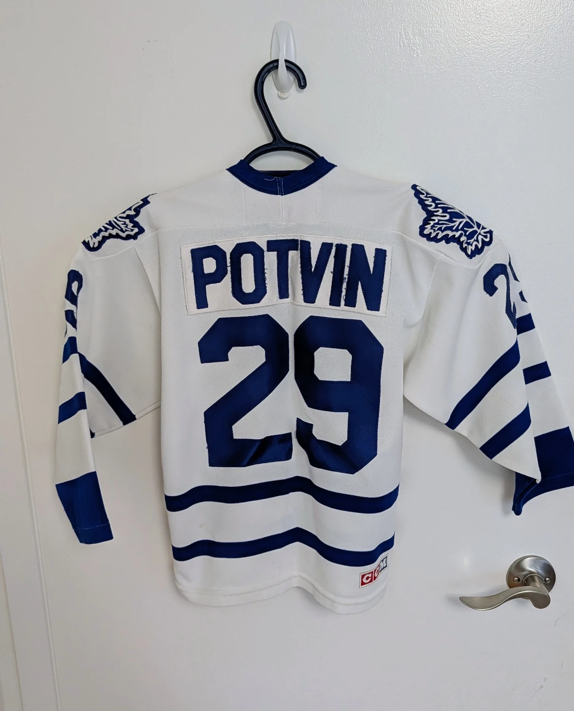 Toronto Maple Leafs Potvin #29 Jersey - Youth Size Small/Medium - photo 4