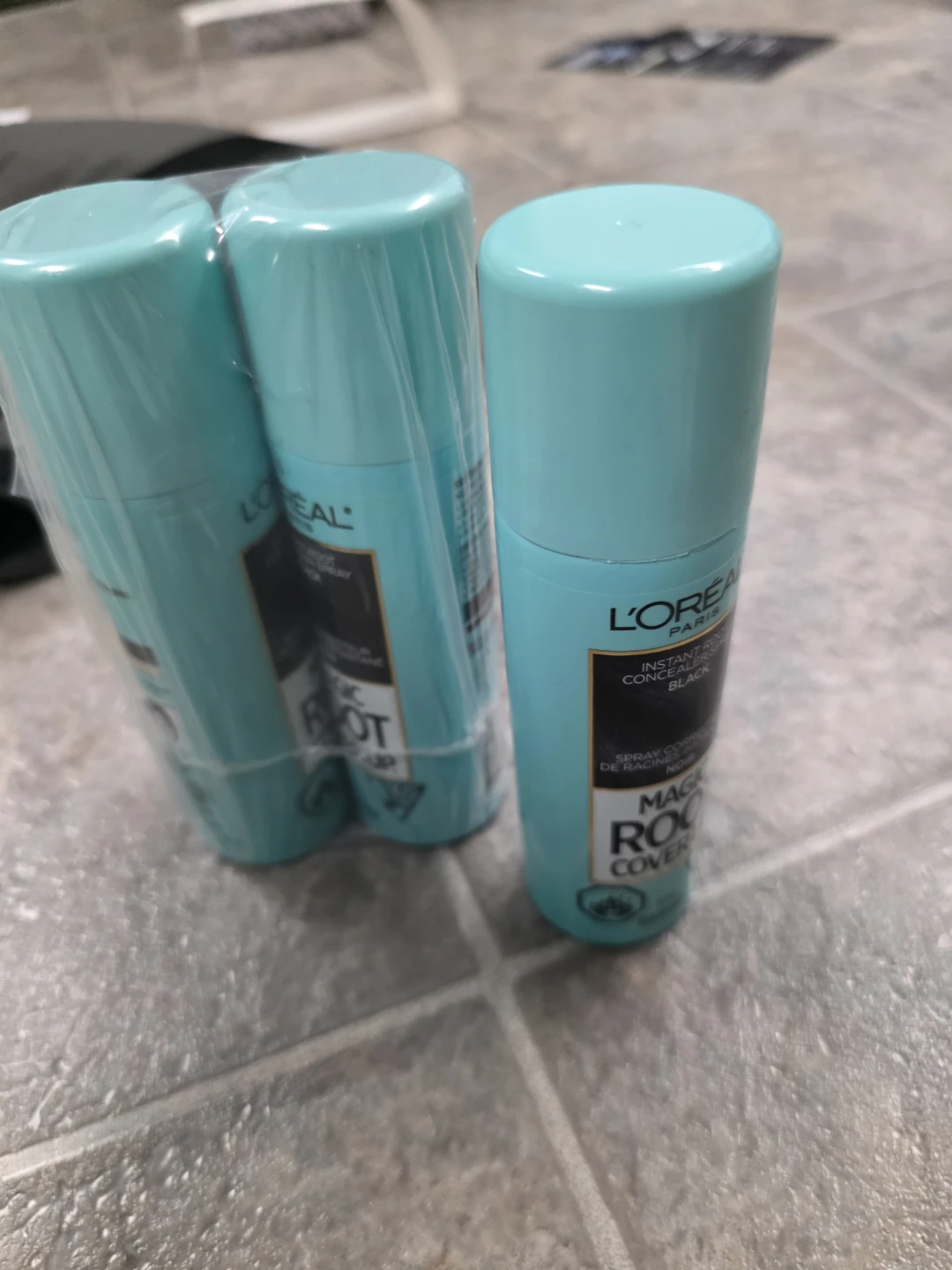 L'Oréal Magic Root Cover Up Spray - Black 15 cad per can - photo 3