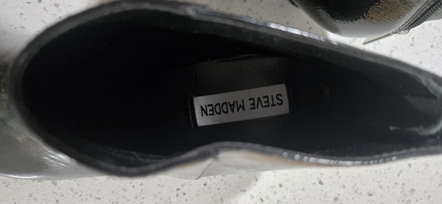 Steve Madden Black Patent Ankle Boots - photo 2