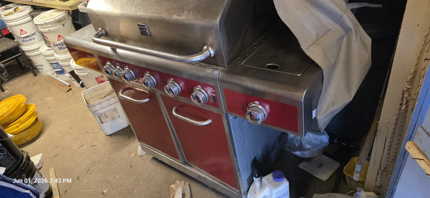 Kenmore Gas Grill - photo 2