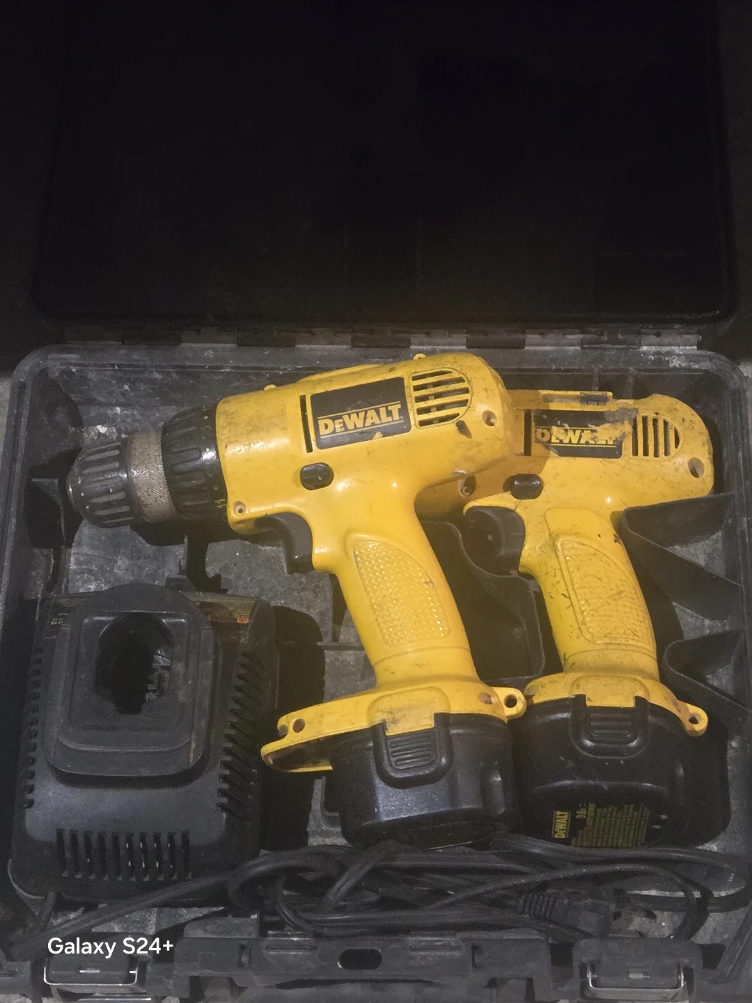 DeWalt 18V Cordless Drill Combo - photo 5