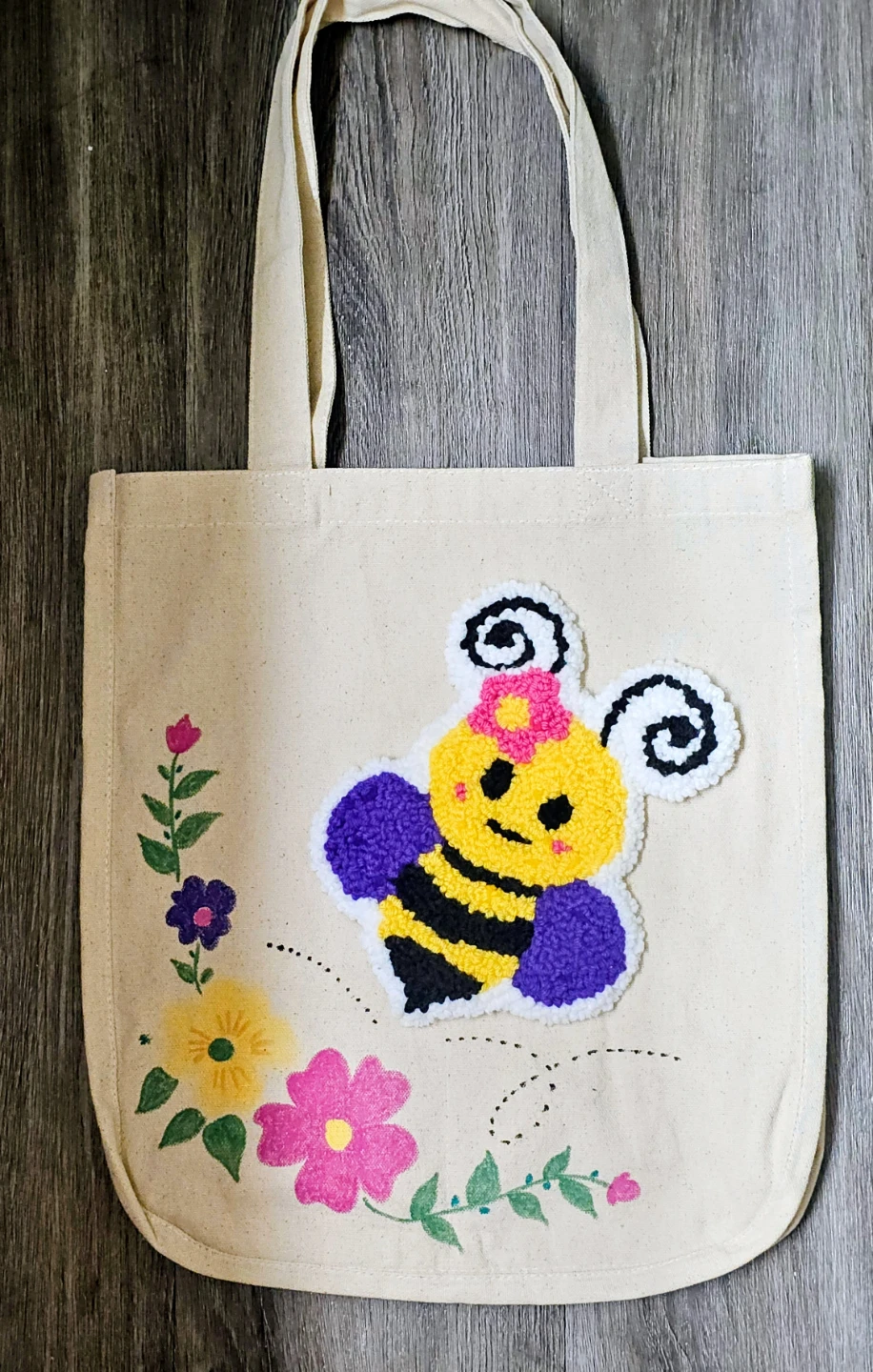 Canvas Tote Bag with Bee punch needle - photo 2