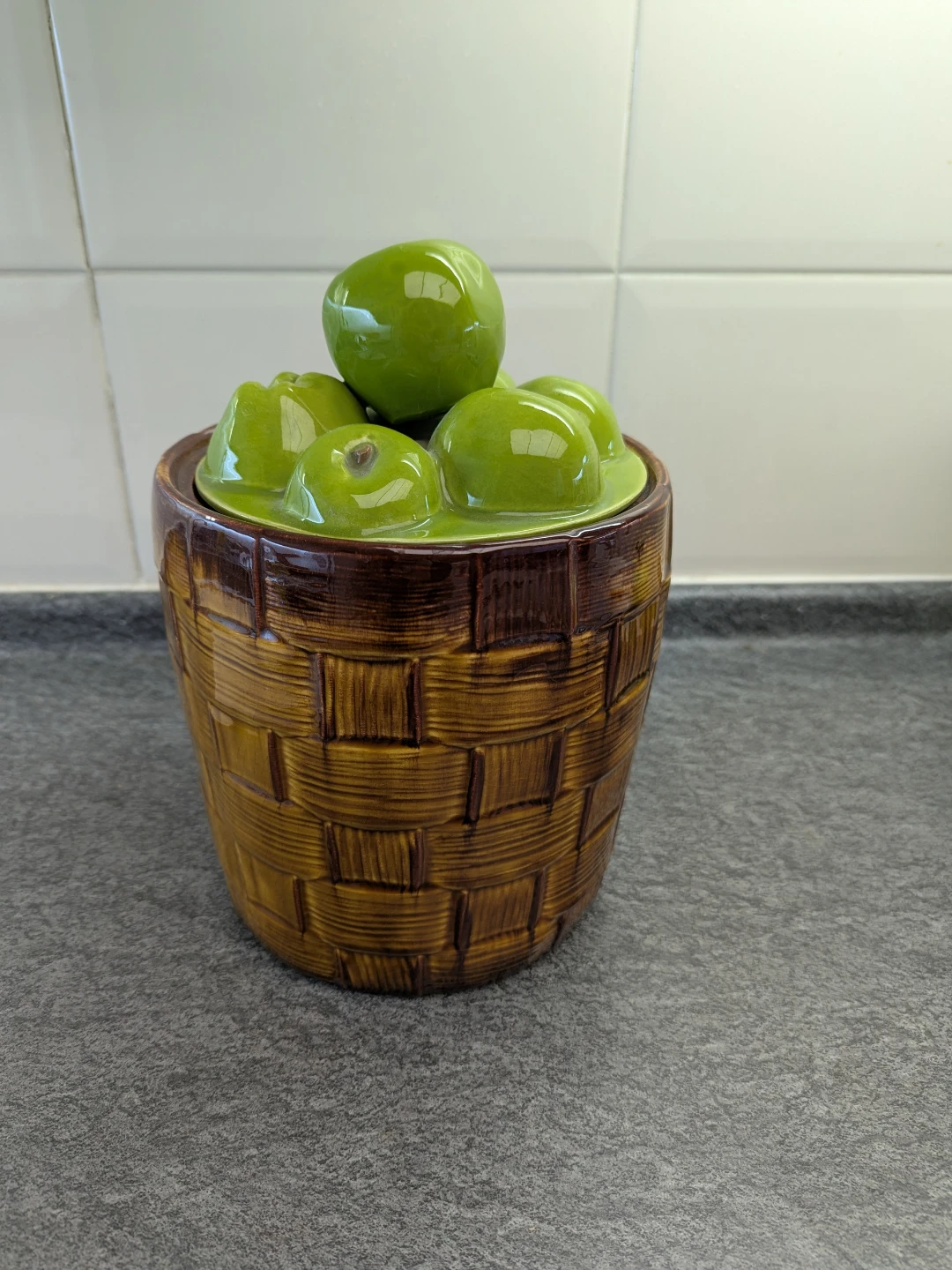 Ceramic Apple Basket Cookie Jar - photo 5