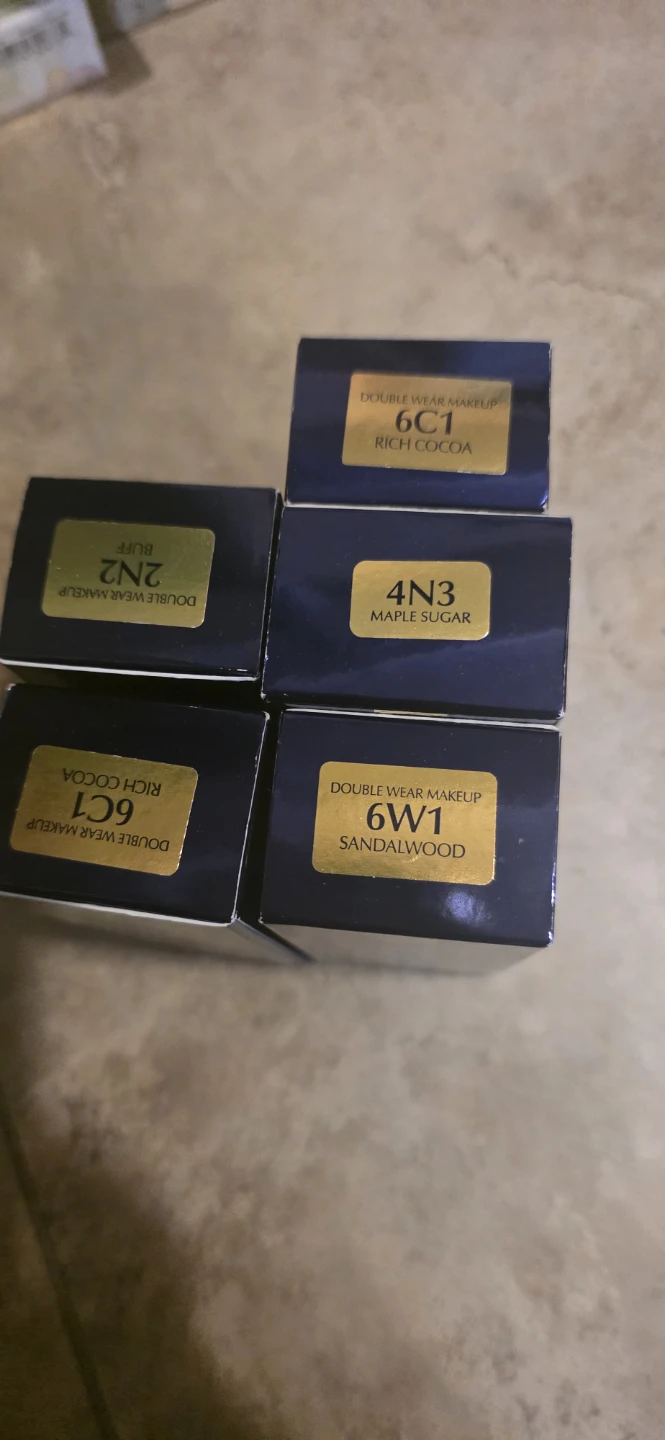 Estée Lauder Double Wear Foundation - Assorted Shades