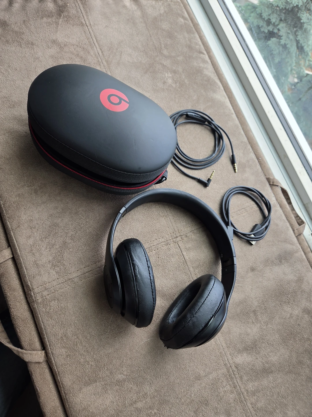 Beats Studio 3 Wireless Headphones - Black
