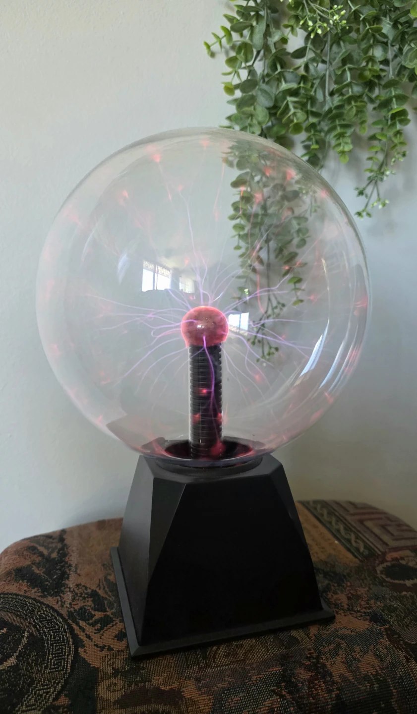 8" Plasma Ball Lamp