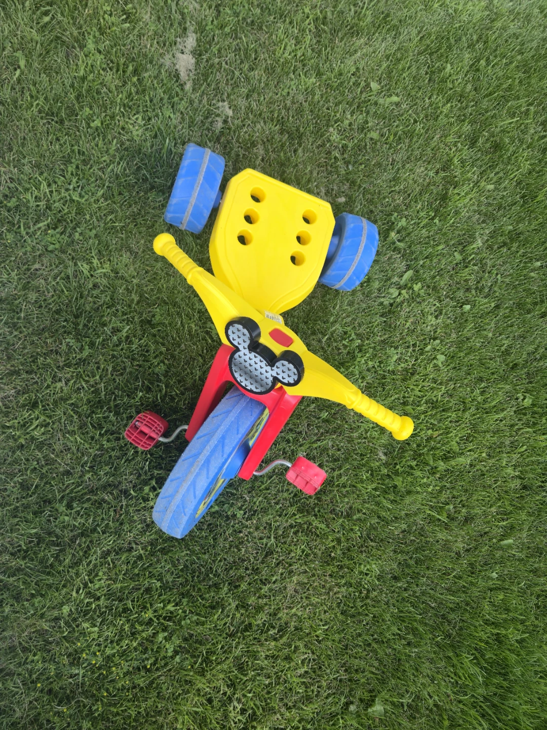 Mickey Mouse Toddler Tricycle - photo 2