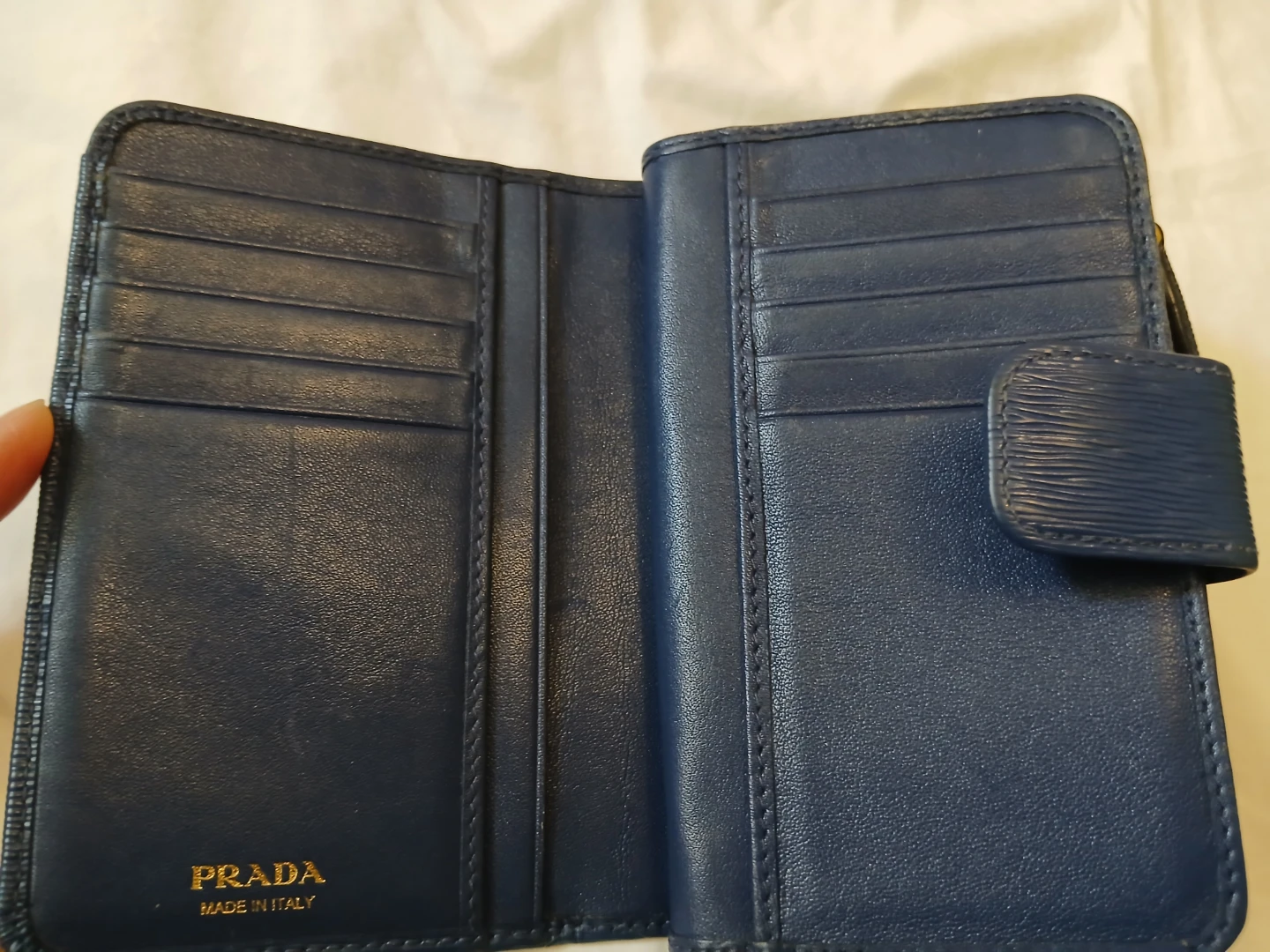ORIGINAL Prada Blue Leather Wallet Saffiano - photo 4