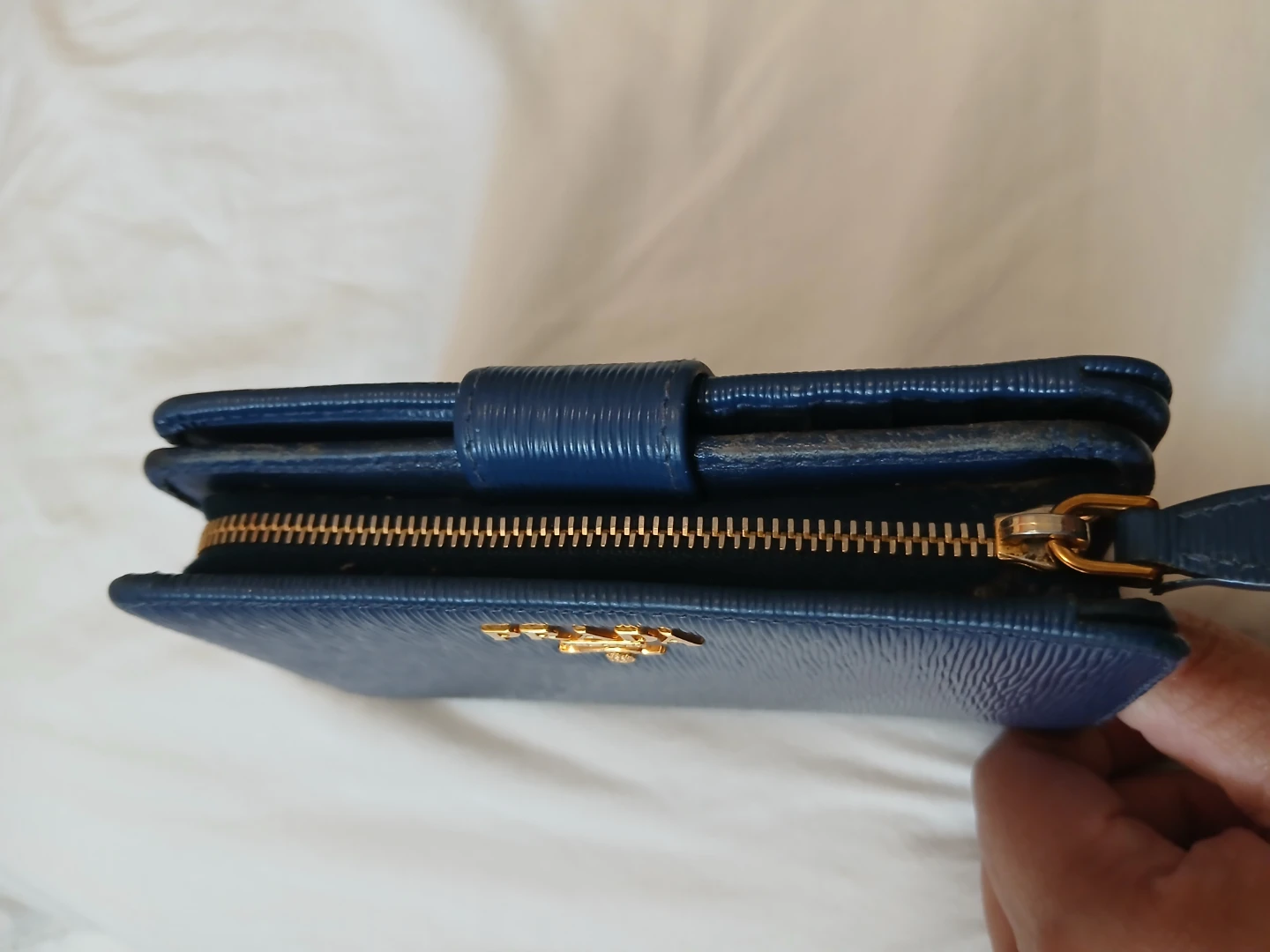 ORIGINAL Prada Blue Leather Wallet Saffiano - photo 5