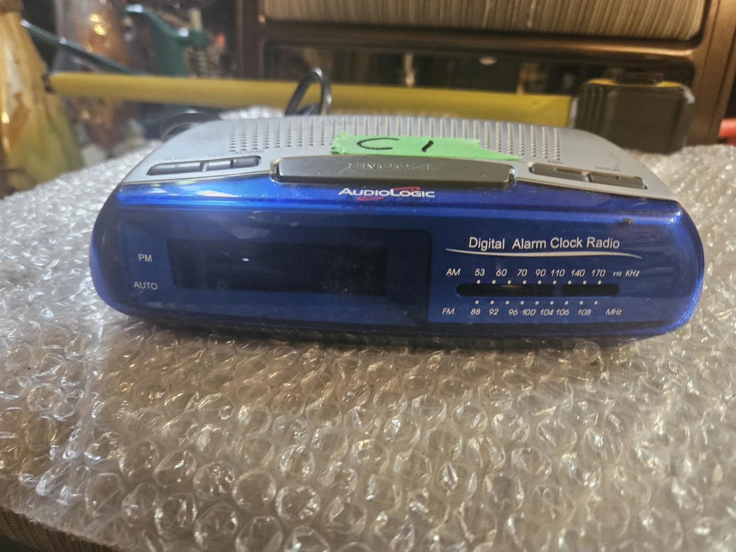 AudioLogic Digital Alarm Clock Radio - photo 2