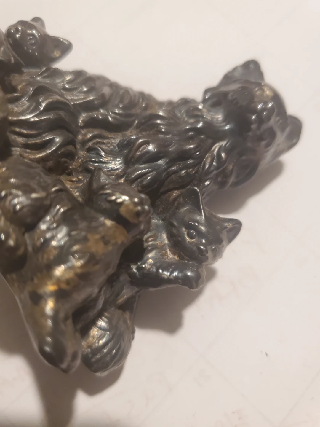 STERLING SILVER. Vintage Metal Cat Family Figurine - photo 2