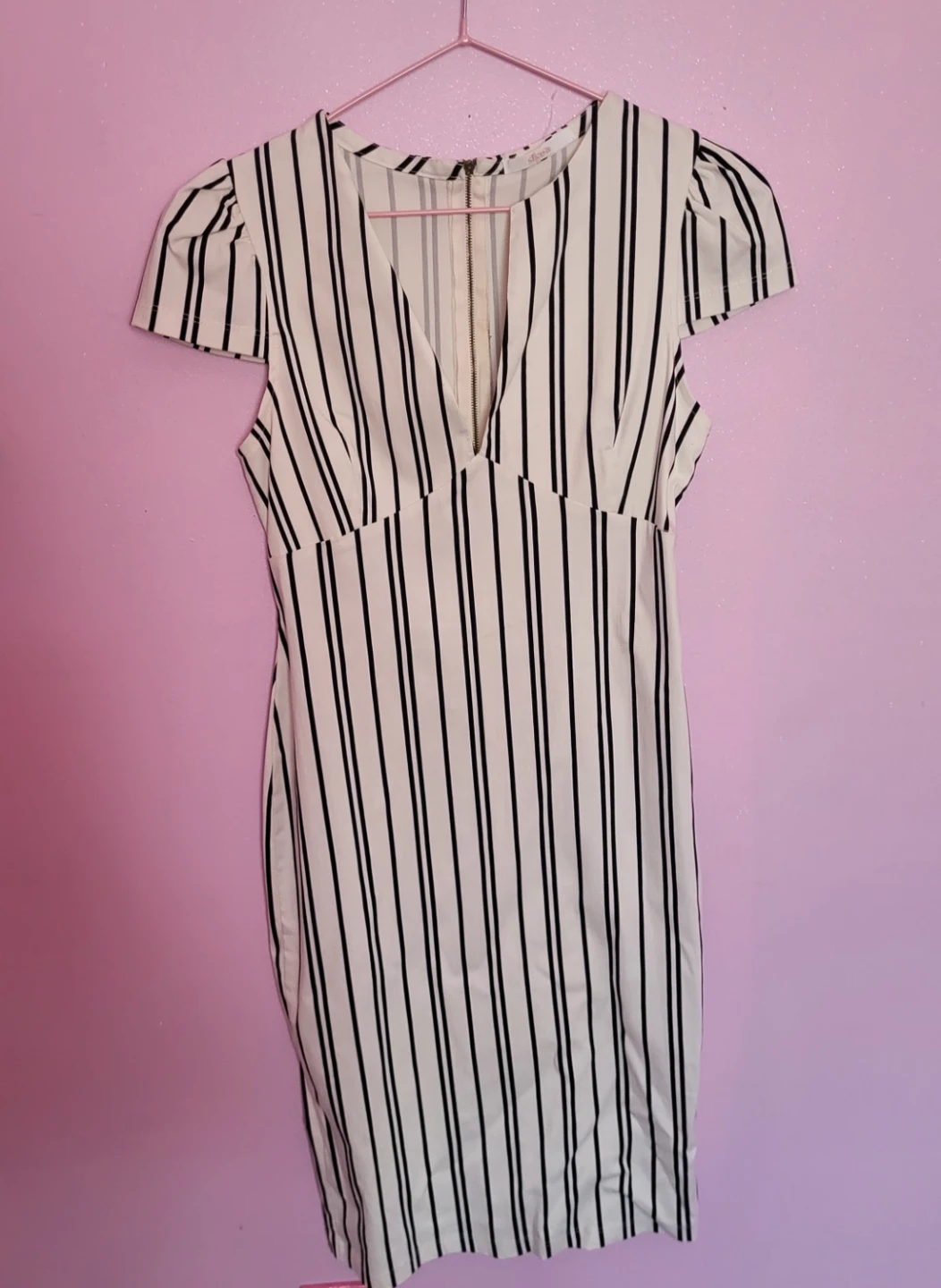 Striped V-Neck Bodycon Dress