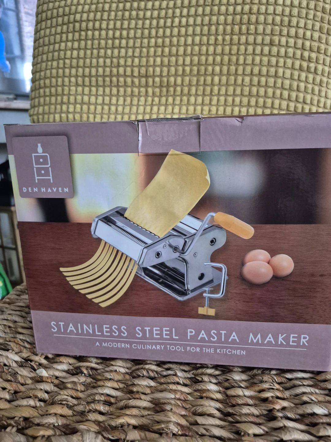 Den Haven Stainless Steel Pasta Maker