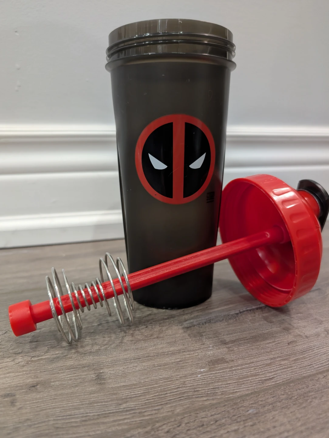 VGUC - Perfect Shaker Deadpool Protein Shaker Bottle - photo 2