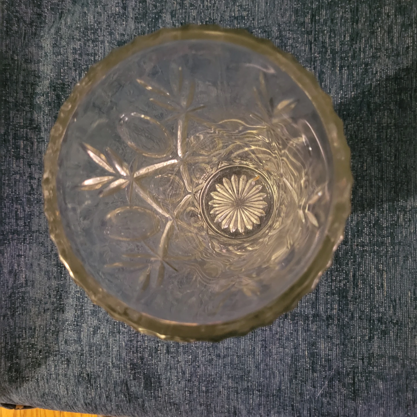 Clear Glass Vase - photo 2