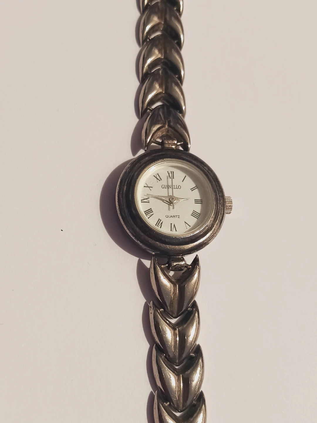 Sterling Silver 925 Ladies watch. Needs a new battery, as is.