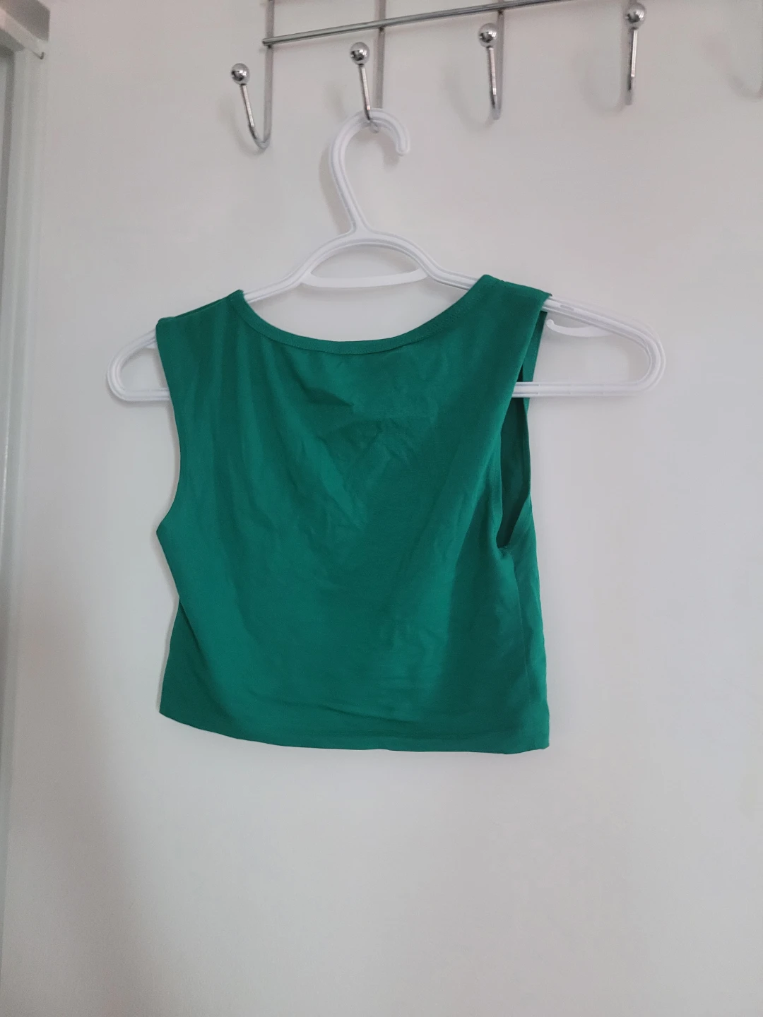 Green sleeveless crop top - photo 2