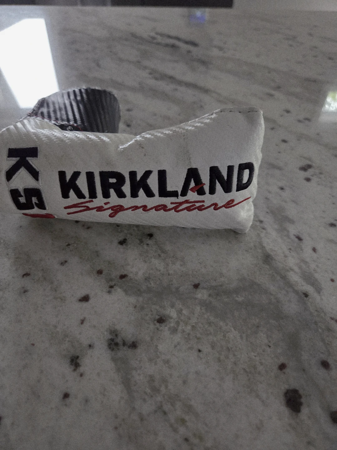 Kirkland Golf Putter Headcover - photo 4