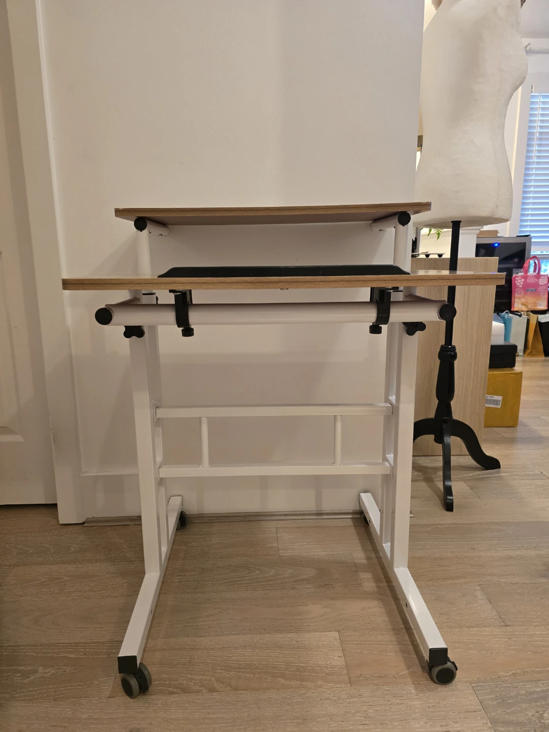 Adjustable Rolling Desk - photo 2