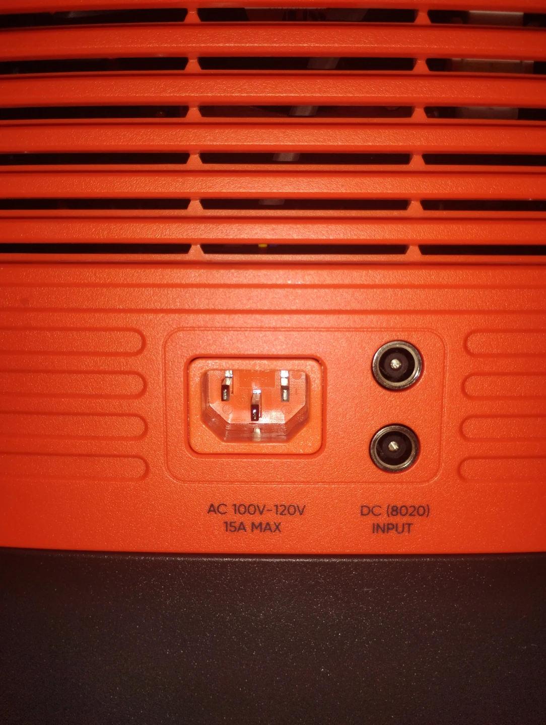 Jackery Explorer 2000 Portable Power Station - photo 3