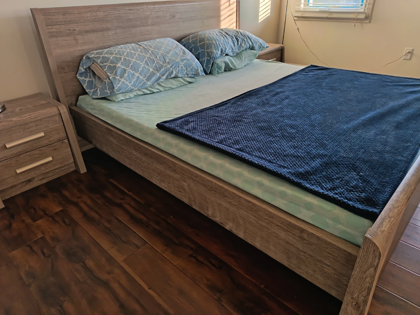 Queen Bed Frame with Two Matching Nightstands with Mattress - photo 2
