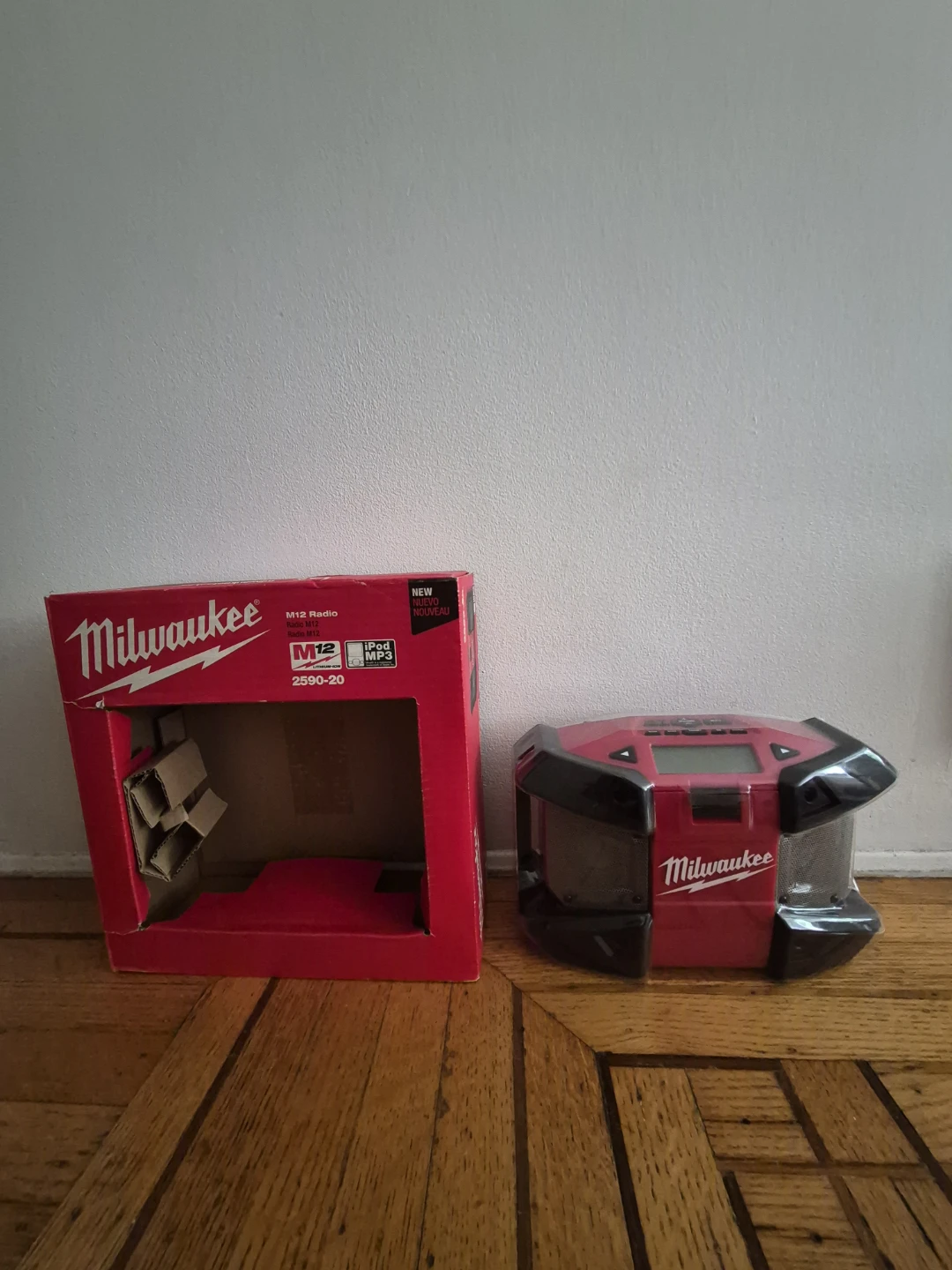 Delivery Available Milwaukee M12 Cordless Radio Music Player