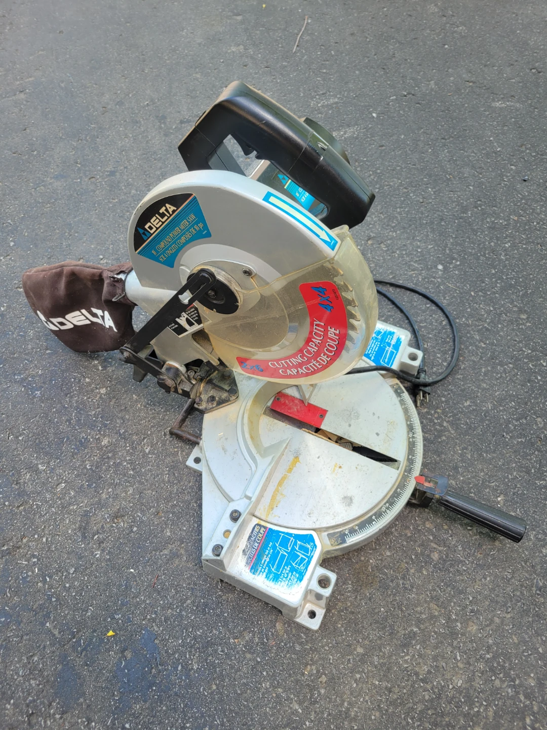 10: Delta Compound Miter Saw - photo 3