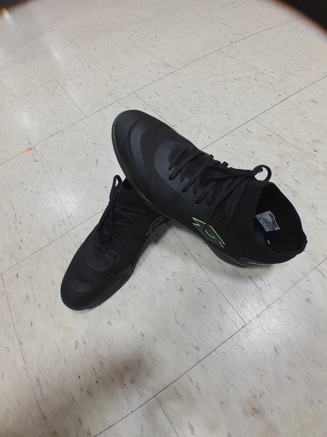 Lotto Black Indoor Soccer Shoes Men's Size 9 - photo 2