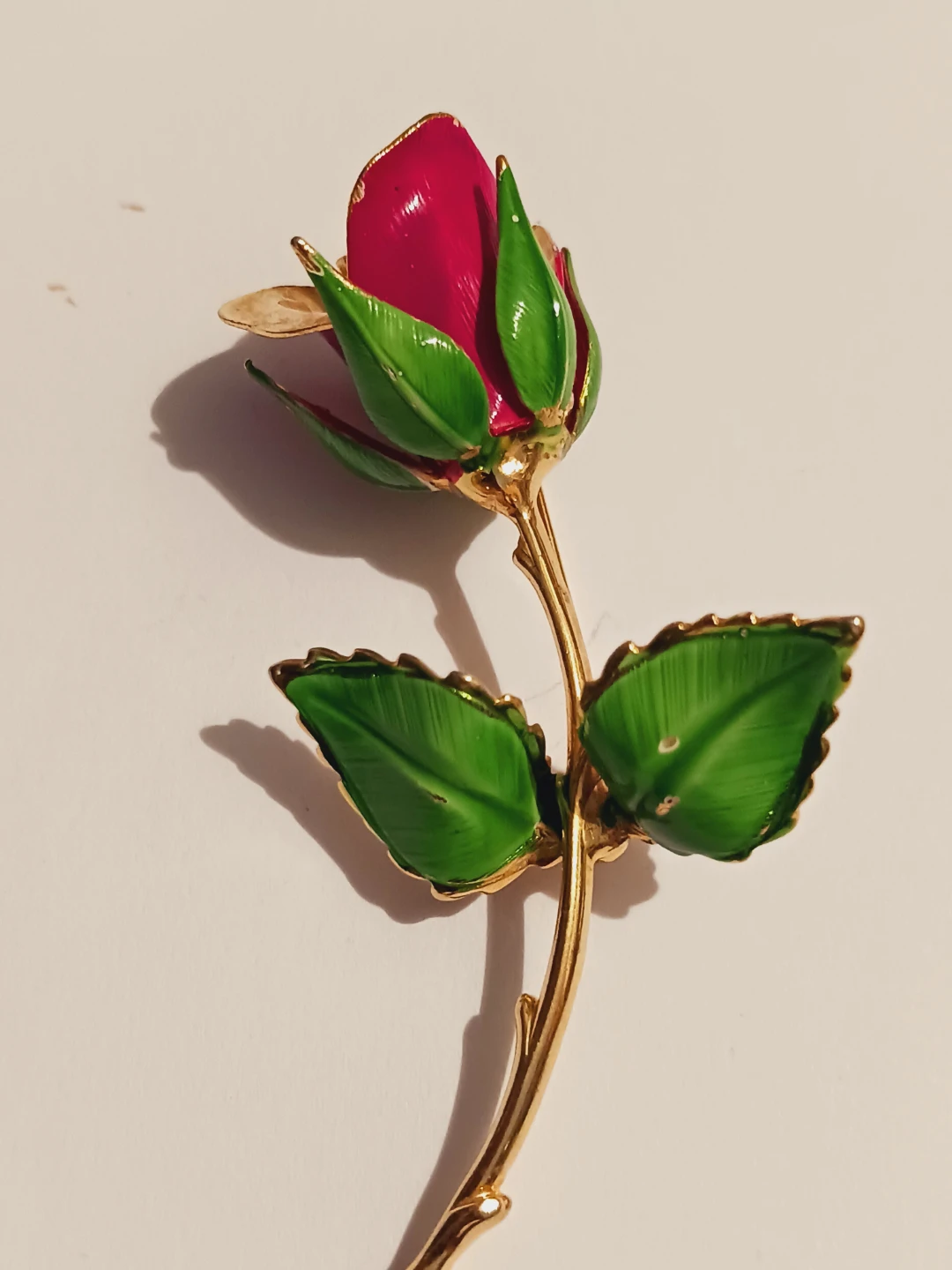 Fabulous Enameled 🌹 Red Rose Flower Brooch