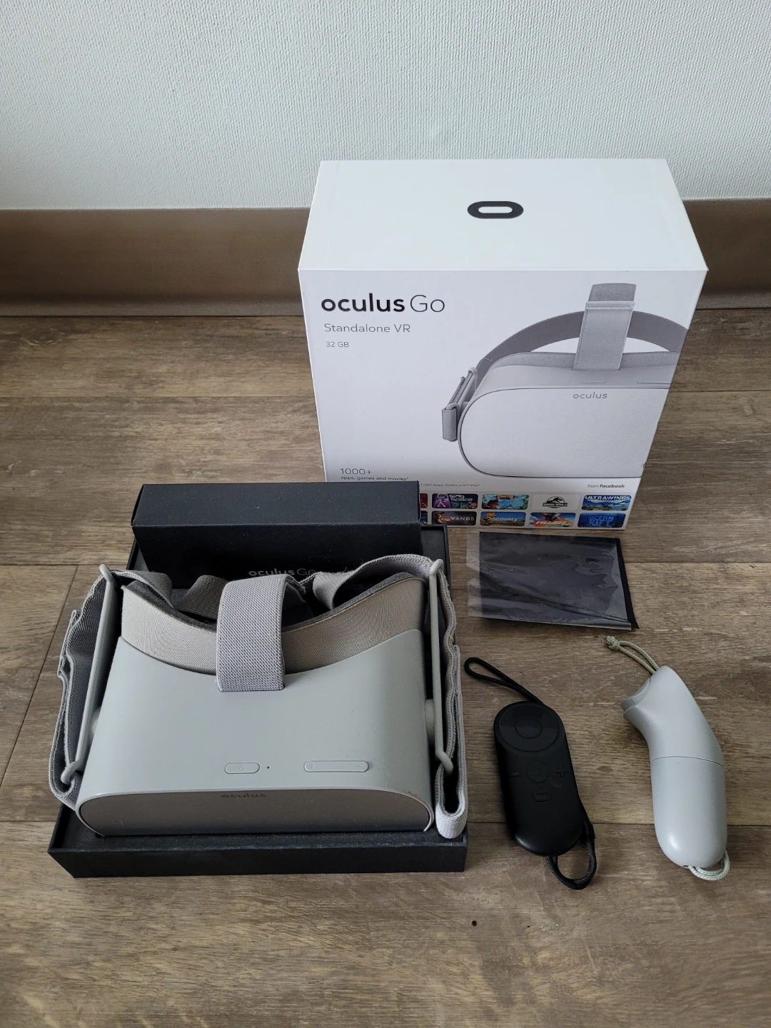 Oculus Go Standalone VR Headset - 32 GB