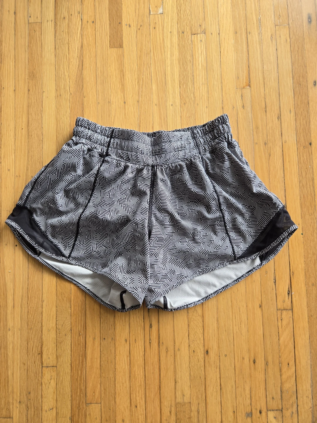 Seawheeze Lululemon Hotty Hot Shorts