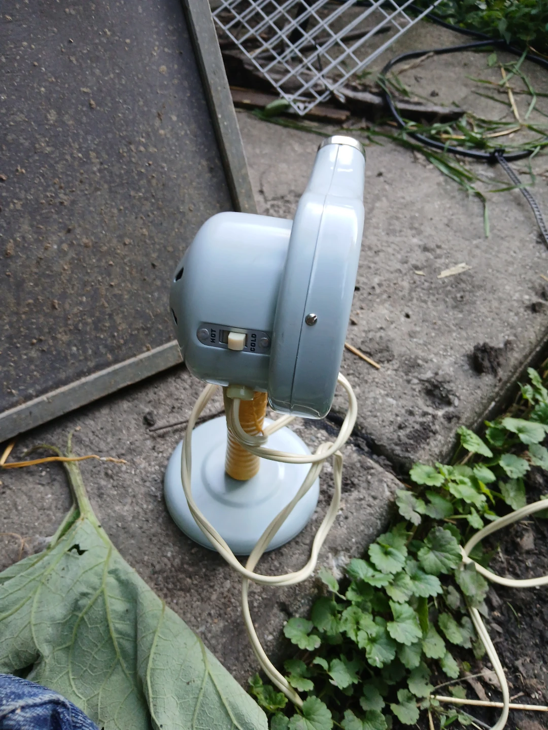 Vintage Beauti-Aire Electric Hair Dryer by Morris Struhl, Inc. - photo 4