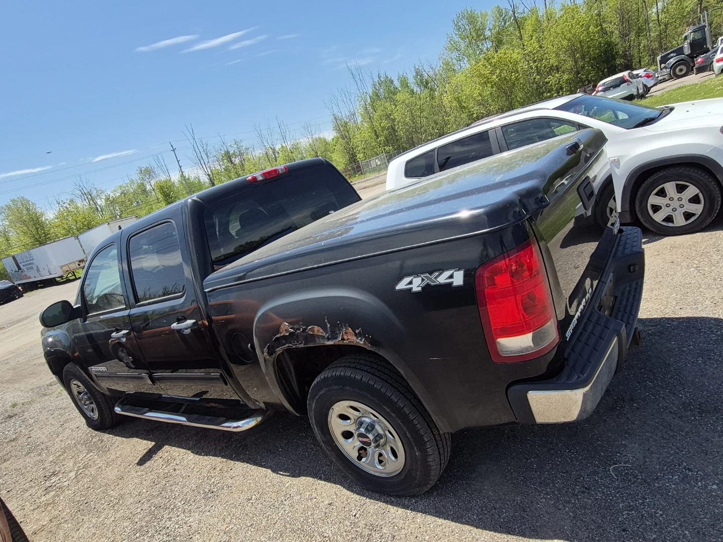Black GMC Sierra 1500 4x4 Pickup Truck - photo 5