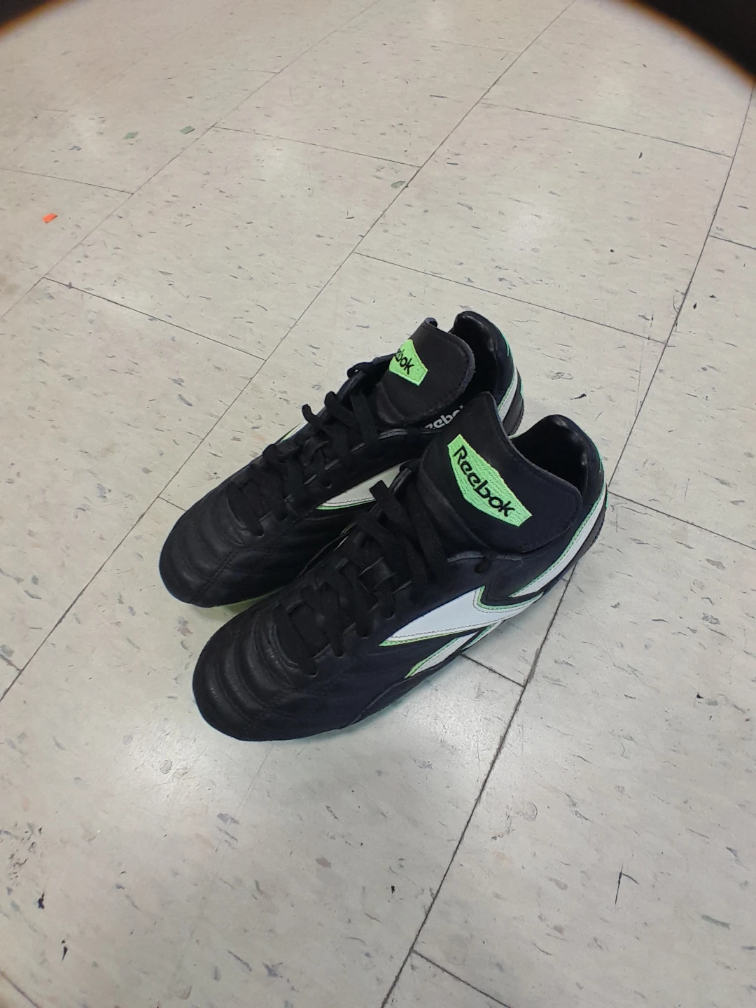 Reebok Soccer Cleats Men's Size 8 - photo 5
