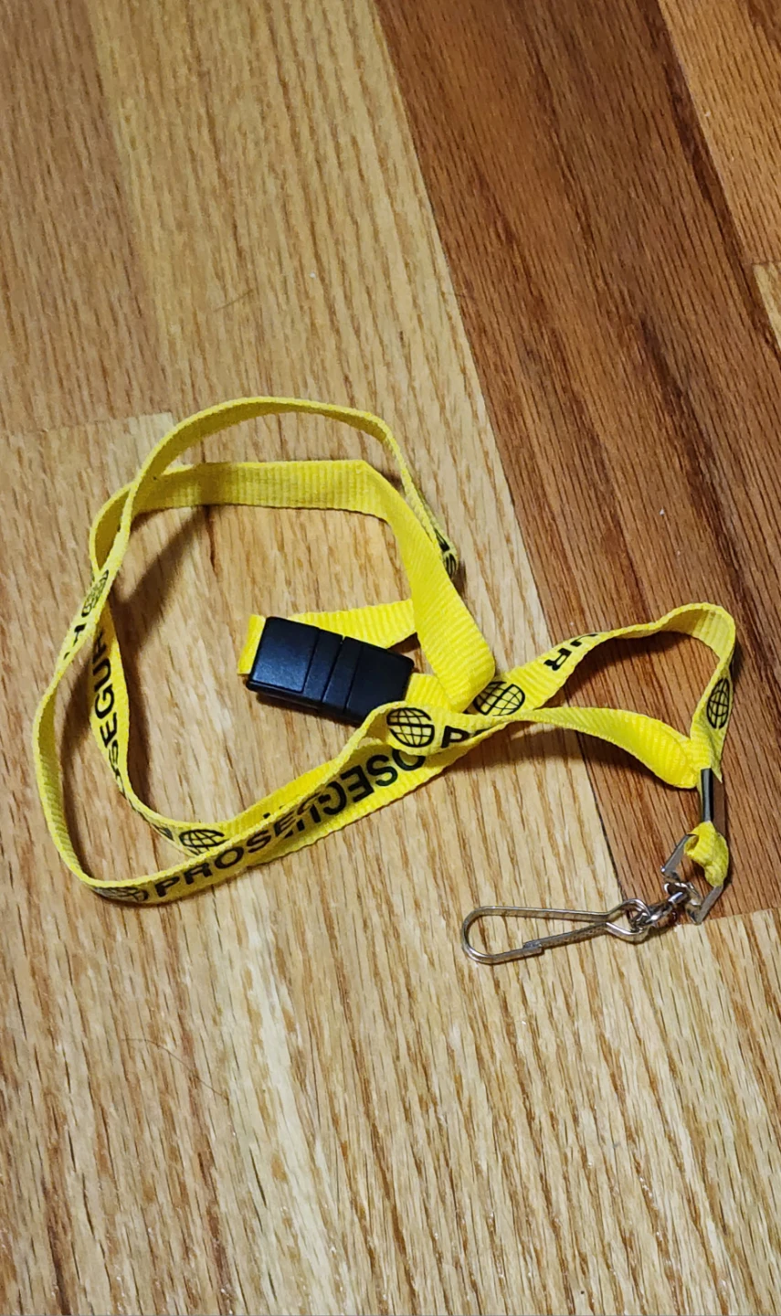 Yellow "PROSECUTOR" Lanyard⚽