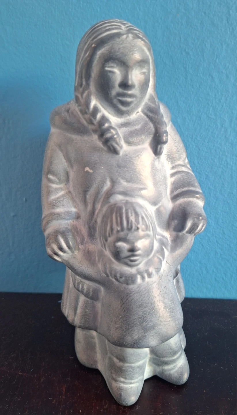 Vintage Ceramic Figurine - Mother and Child