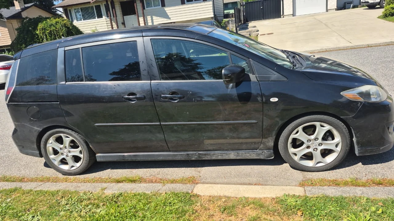 Mazda 5 - photo 5