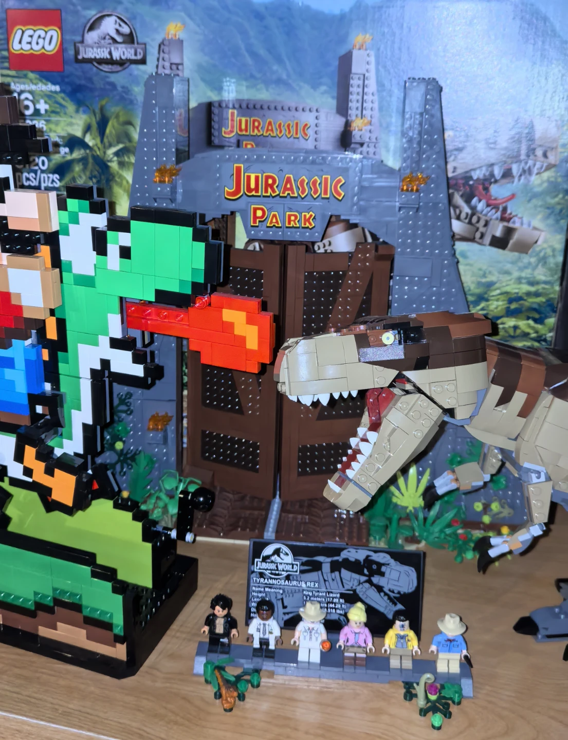 Lego Display for sale - photo 3