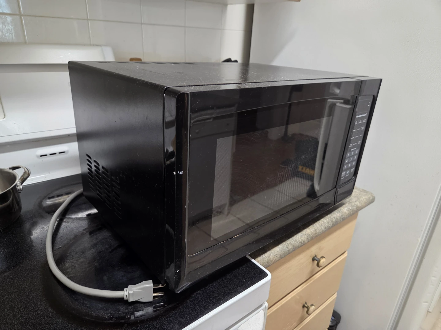 Black Countertop Microwave - photo 2