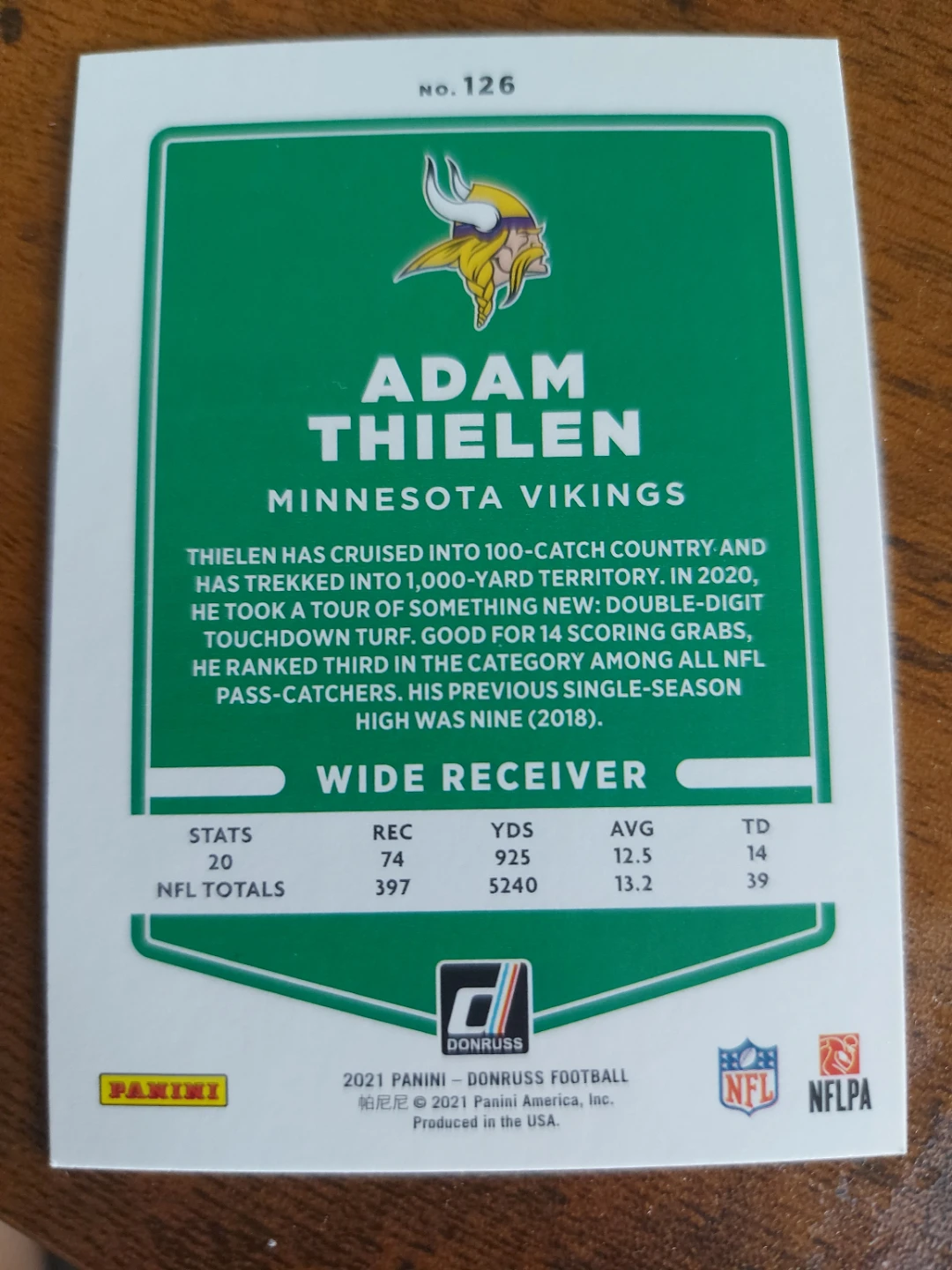 2021 Donruss Football Card Adam Thielen Minnesota Vikings #126 - photo 2