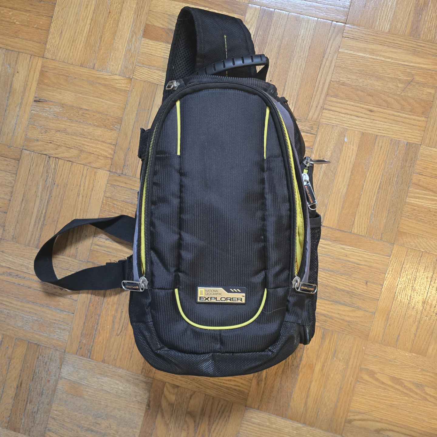 NG Explorer Camera Sling Bag