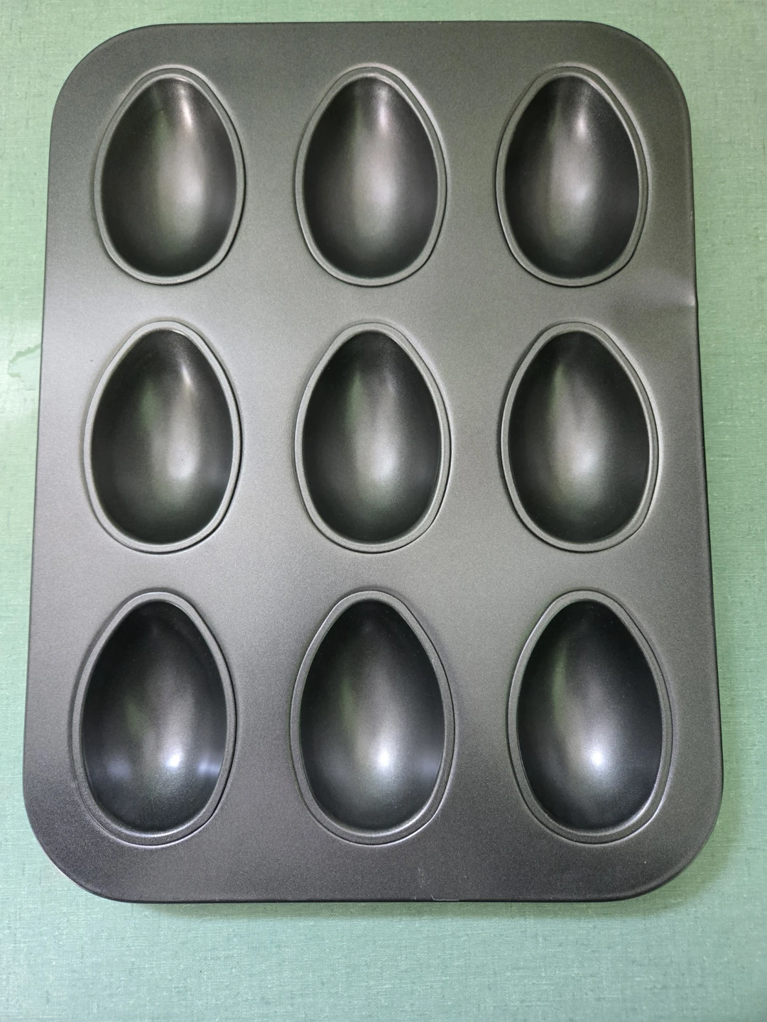 Egg Shaped Muffin/Cupcake Baking Pan