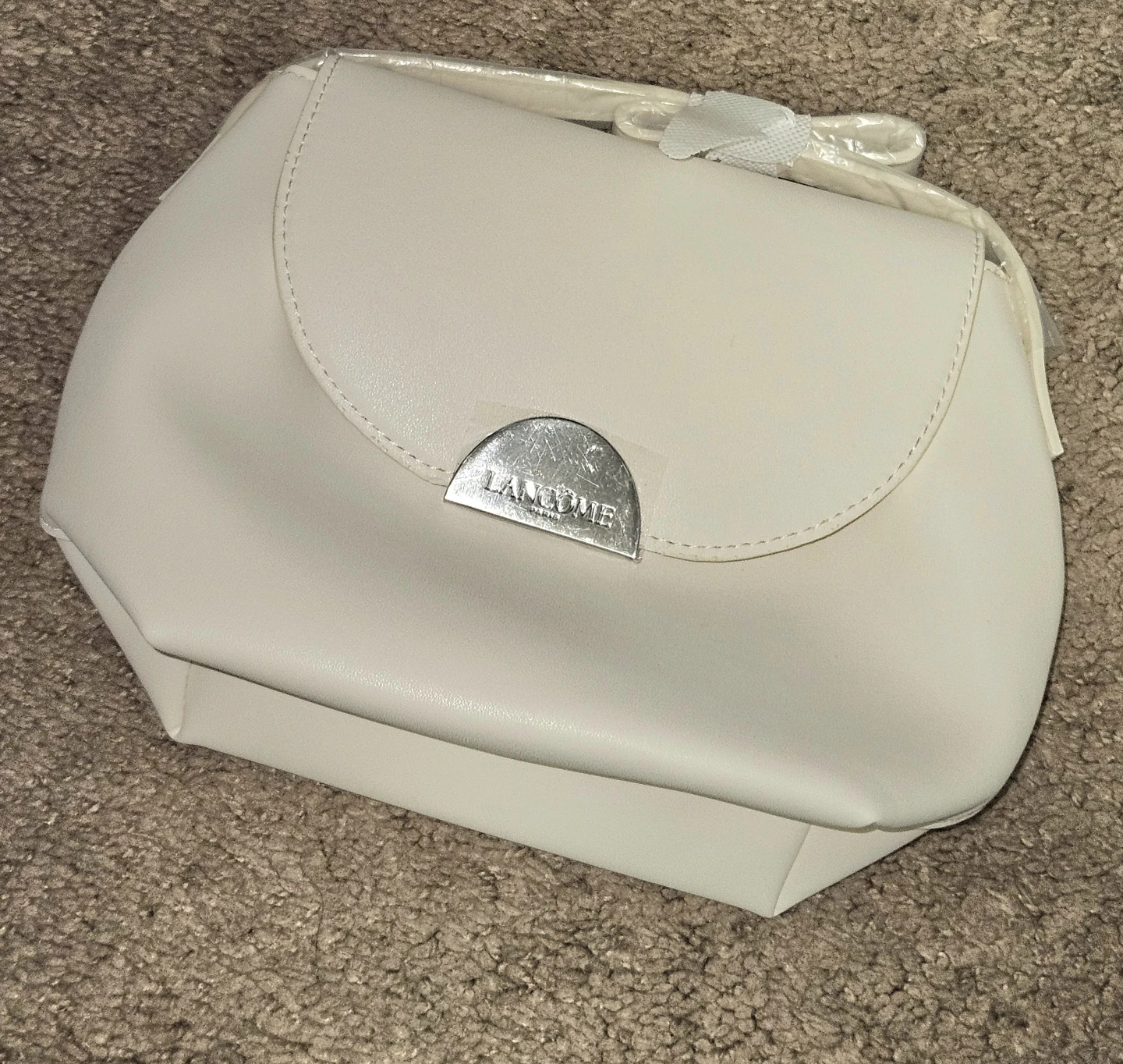 Lancôme White Cosmetic Bag