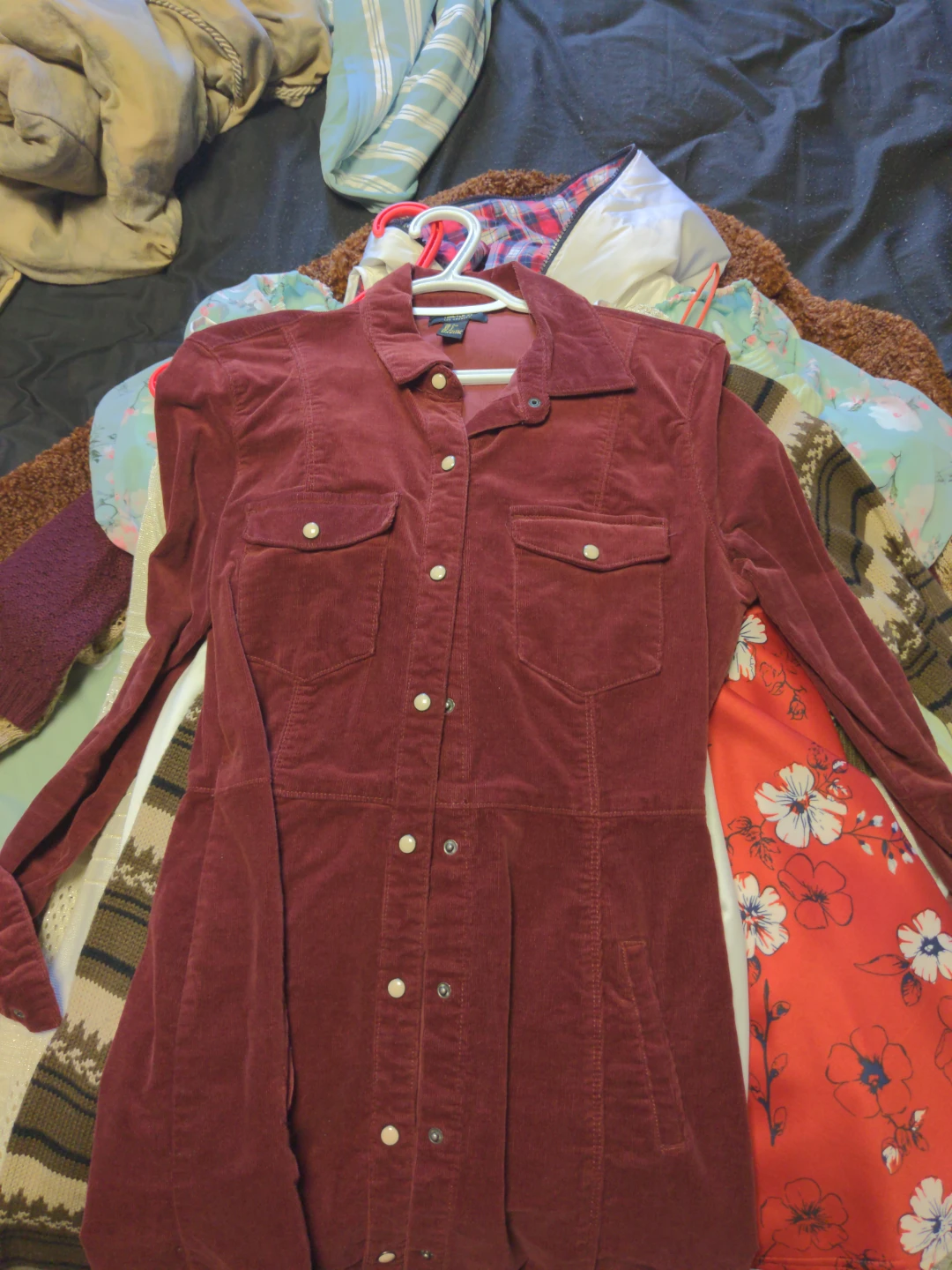 Women's clothing - photo 5