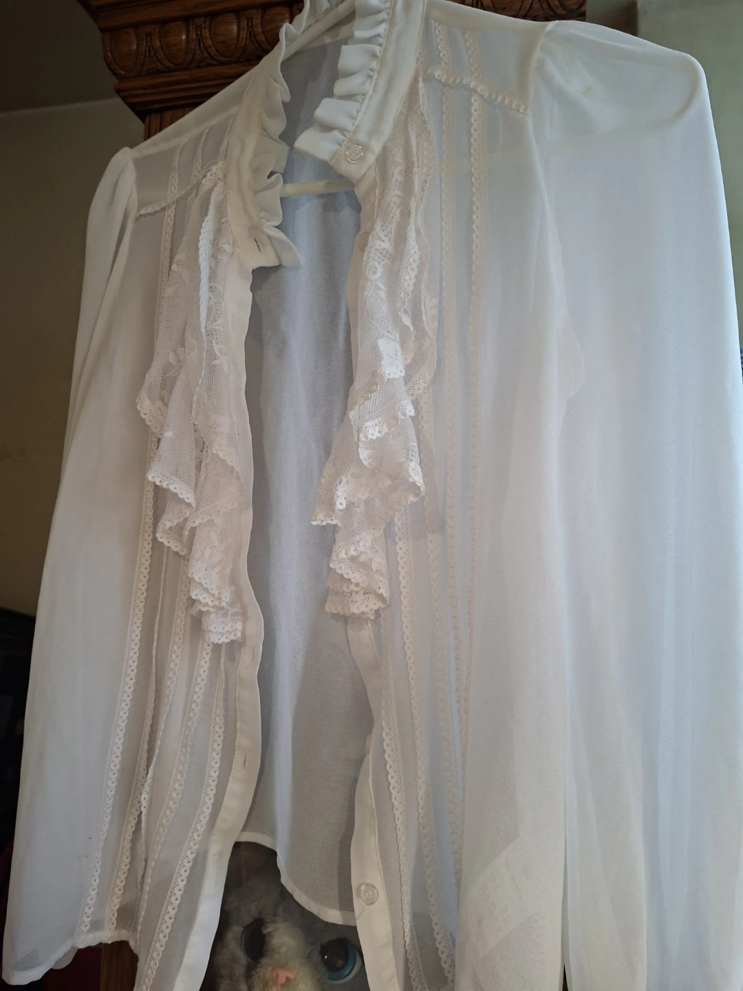 ⚽Women's White Sheer Blouse with Lace Ruffle Details - photo 4