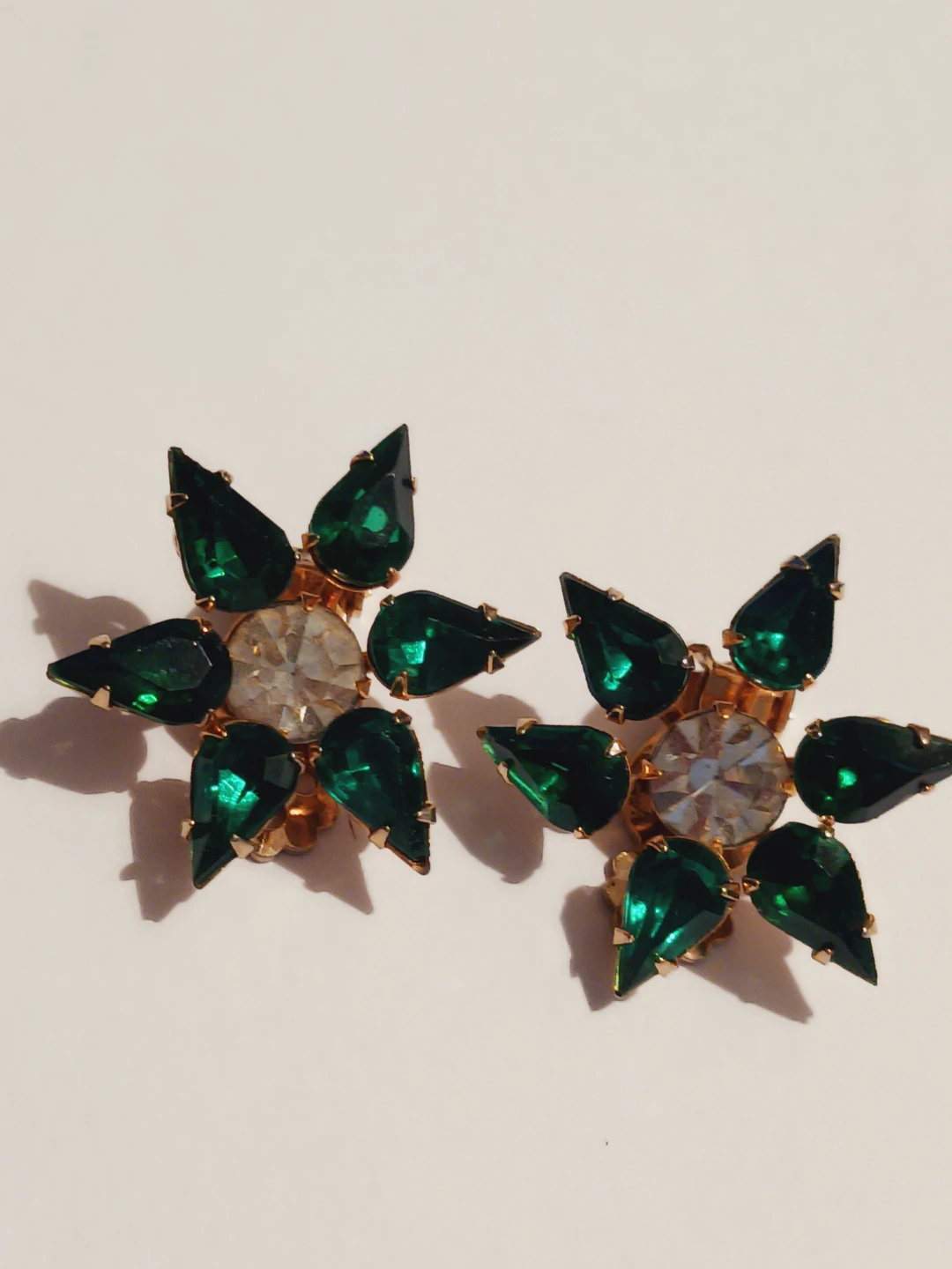 Gorgeous Green Gem Flower clip on Earrings