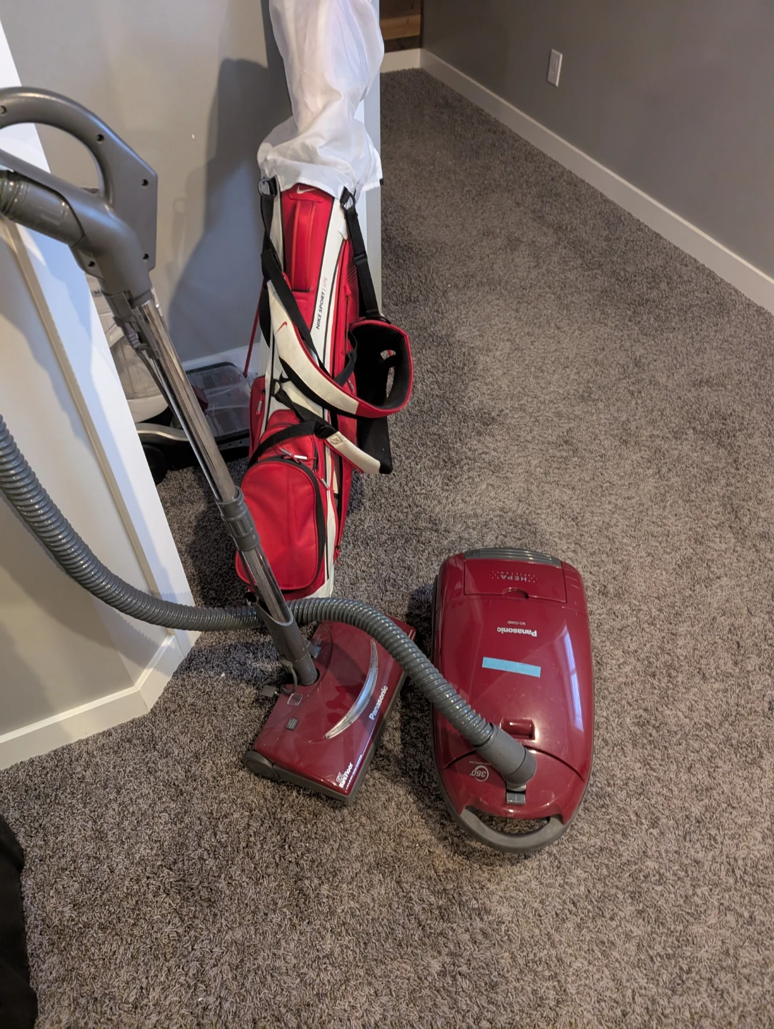 Panasonic MC-CG902 Bagged Vacuum Cleaner - photo 2