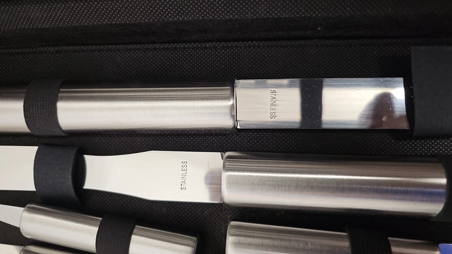 *BRAND NEW* BBQ Tool Set with Case - photo 4
