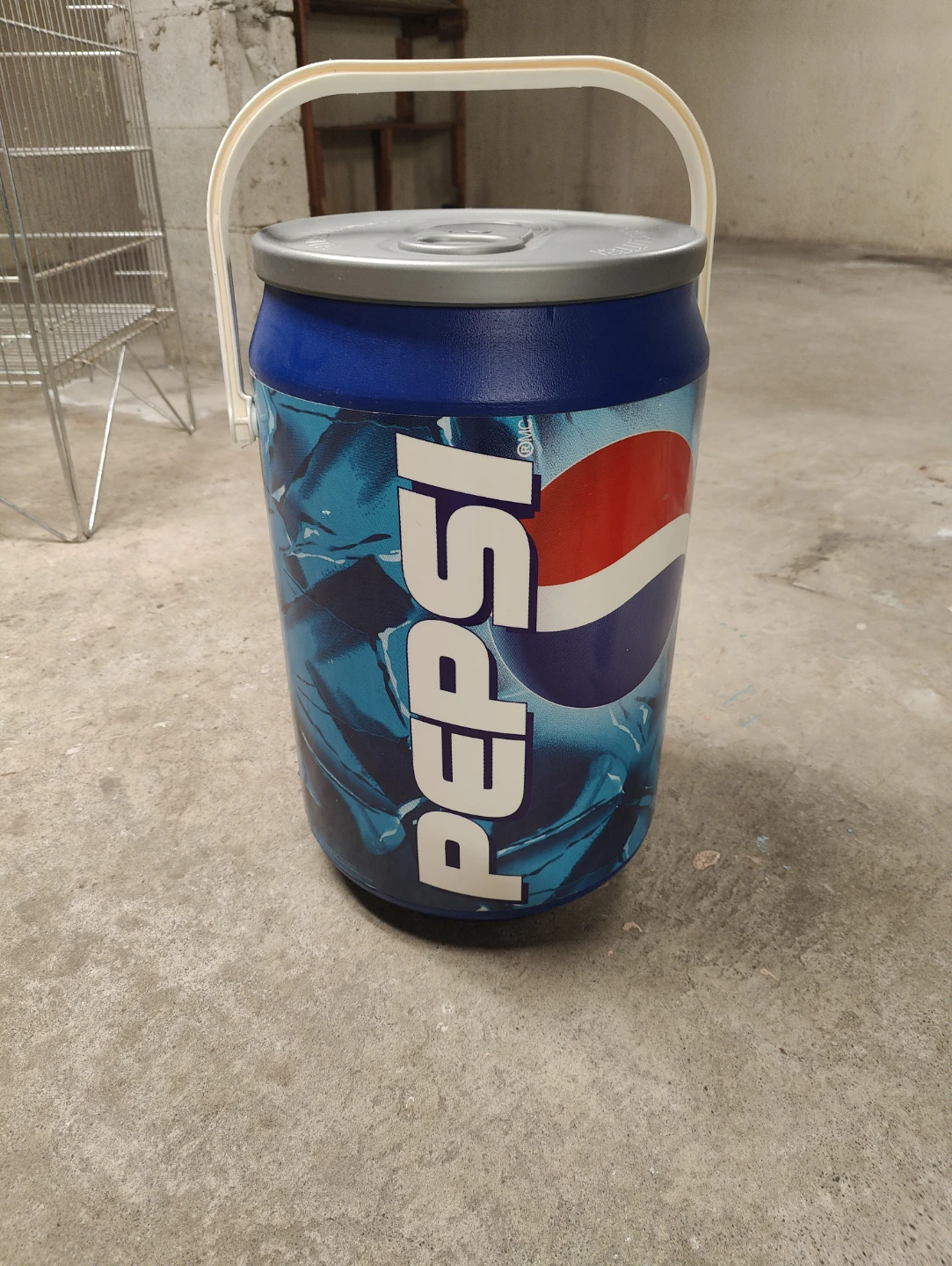 Pepsi Cooler Can