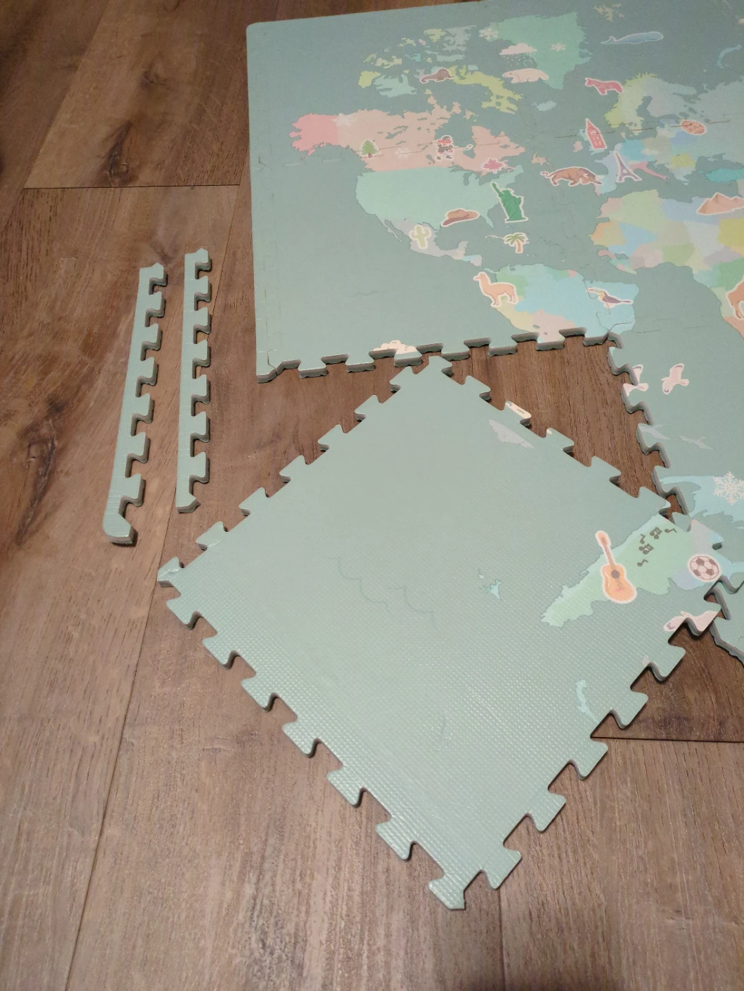 Interlocking World Map Play Mats - photo 2